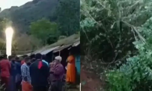 ഇടുക്കി ഏലപ്പാറയിൽ മണ്ണിടിച്ചിൽ: ഒരാള് മരിച്ചു ഇടുക്കി ഏലപ്പാറയിൽ മണ്ണിടിച്ചിൽ: ഒരാള് മരിച്ചു