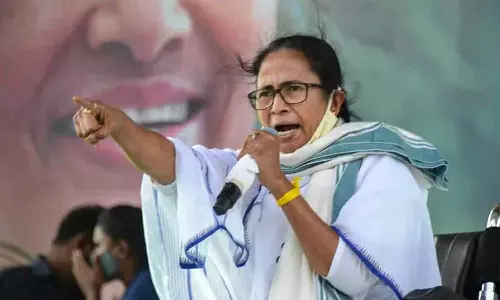 തീകൊണ്ട് കളിക്കരുത്, നുപൂർ ശർമയെ അറസ്റ്റ് ചെയ്യണം; ബിജെപിക്കെതിരെ മമത