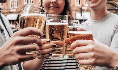 കടുത്ത സാമ്പത്തിക പ്രതിസന്ധി; യുകെയിൽ  പബ്ബുകൾ അടച്ചു പൂട്ടുന്നു