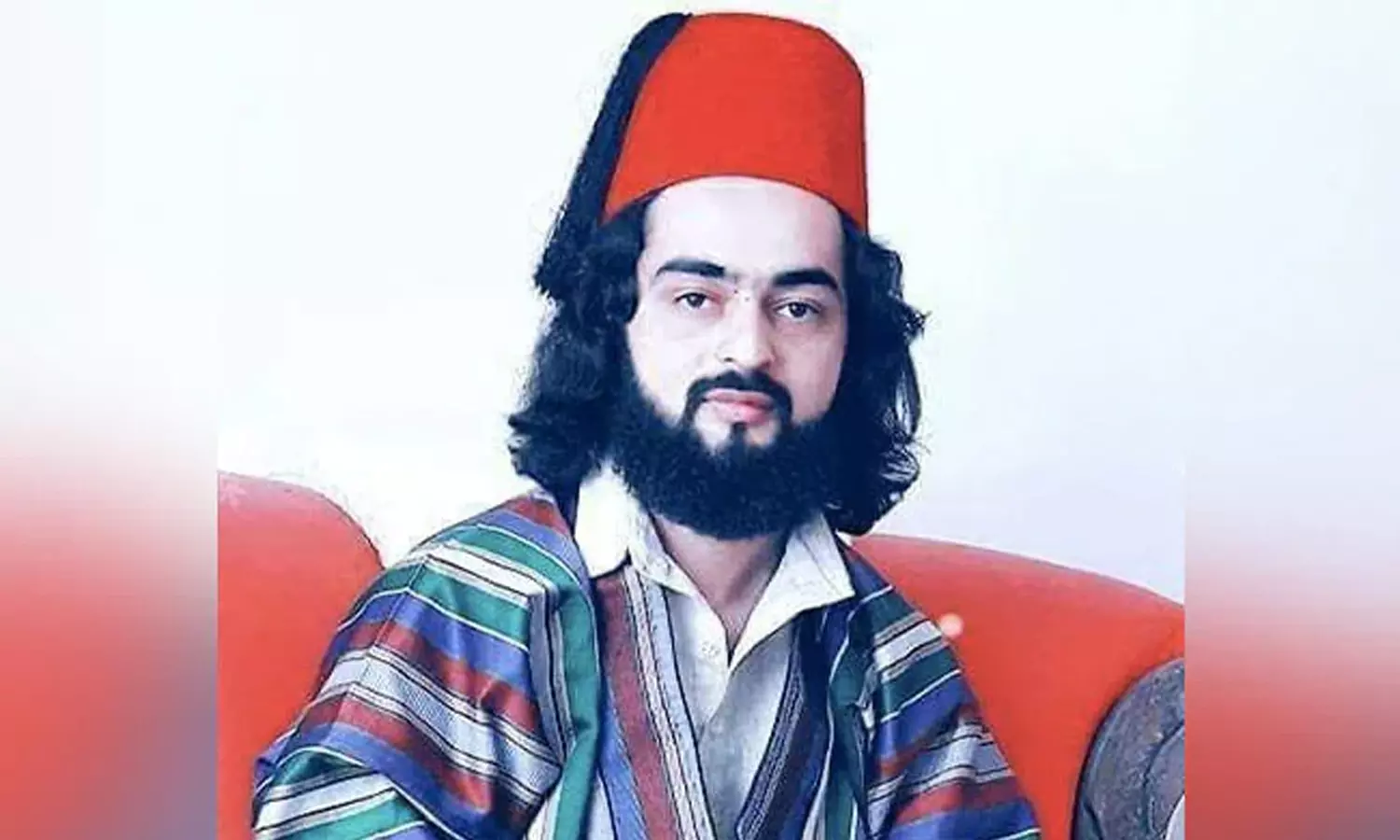 മുസ്‌ലിം ആത്മീയ നേതാവ്  ഖ്വാജ സയ്യിദ് ചിശ്തി നാസിക്കിൽ വെടിയേറ്റ് മരിച്ചു