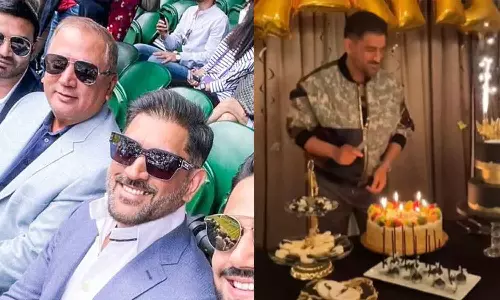 പിറന്നാൾ നിറവിൽ ധോണി: നദാലിന്റെ കളി കാണാൻ സ്റ്റേഡിയത്തിൽ, ചിത്രങ്ങൾ വൈറൽ