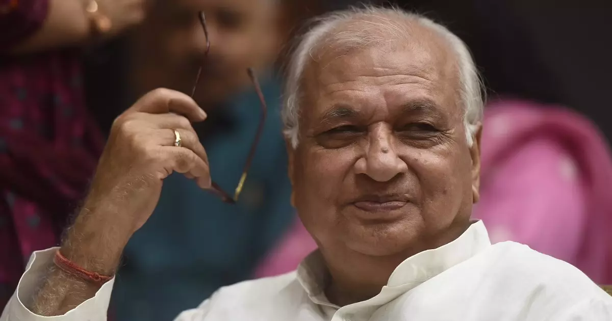 കണ്ണൂർ സർവകലാശാല പഠന ബോർഡ്: വിസിയുടെ ശിപാര്ശ നിരാകരിച്ച് ഗവര്ണര്, 72 പേരുടെ പട്ടിക തള്ളി കണ്ണൂർ സർവകലാശാല പഠന ബോർഡ്: വിസിയുടെ ശിപാര്ശ നിരാകരിച്ച് ഗവര്ണര്, 72 പേരുടെ പട്ടിക തള്ളി