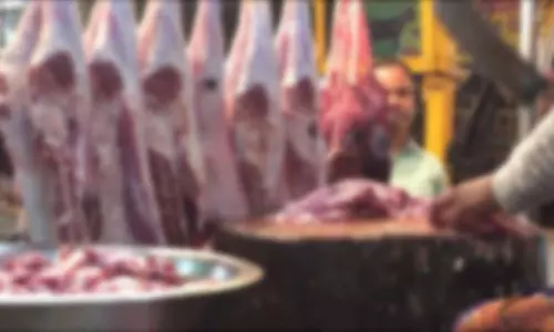 അനധികൃതമായി അറവ് കേന്ദ്രങ്ങള് ഒരുക്കുന്നതിനെതിരെ കുവൈത്ത് അനധികൃതമായി അറവ് കേന്ദ്രങ്ങള് ഒരുക്കുന്നതിനെതിരെ കുവൈത്ത്