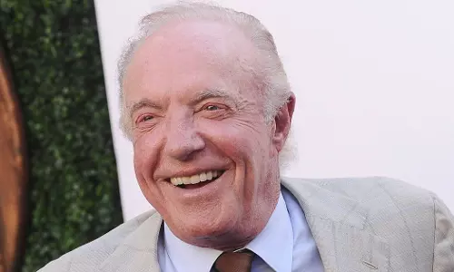 ഗോഡ്‍ഫാദര്‍ താരം ജെയിംസ് കാൻ അന്തരിച്ചു