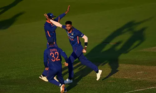 അര്ധ സെഞ്ച്വറിയും നാല് വിക്കറ്റുമൊന്നുമല്ല, ഒന്നാം ടി20 യില് ഇതാണ് എനിക്ക് ഏറ്റവും പ്രിയപ്പെട്ട നിമിഷം: ഹര്ദിക് പാണ്ഡ്യ അര്ധ സെഞ്ച്വറിയും നാല് വിക്കറ്റുമൊന്നുമല്ല, ഒന്നാം ടി20 യില് ഇതാണ് എനിക്ക് ഏറ്റവും പ്രിയപ്പെട്ട നിമിഷം: ഹര്ദിക് പാണ്ഡ്യ