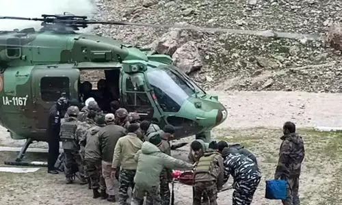 അമർനാഥിൽ മിന്നൽ പ്രളയത്തിൽ മരിച്ചവരുടെ  എണ്ണം 15 ആയി; നാൽപത് പേർ കൂടി കുടുങ്ങിക്കിടക്കുന്നു