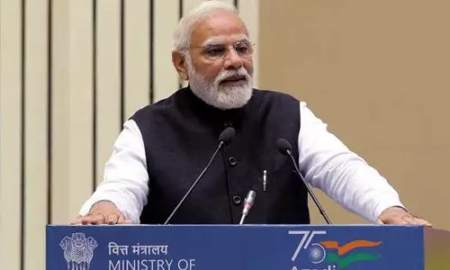 ഹവായ് ചെരിപ്പിടുന്നവരും വിമാനത്തിൽ കയറുന്ന രാജ്യമായി ഇന്ത്യ മാറി: മോദി ഹവായ് ചെരിപ്പിടുന്നവരും വിമാനത്തിൽ കയറുന്ന രാജ്യമായി ഇന്ത്യ മാറി: മോദി