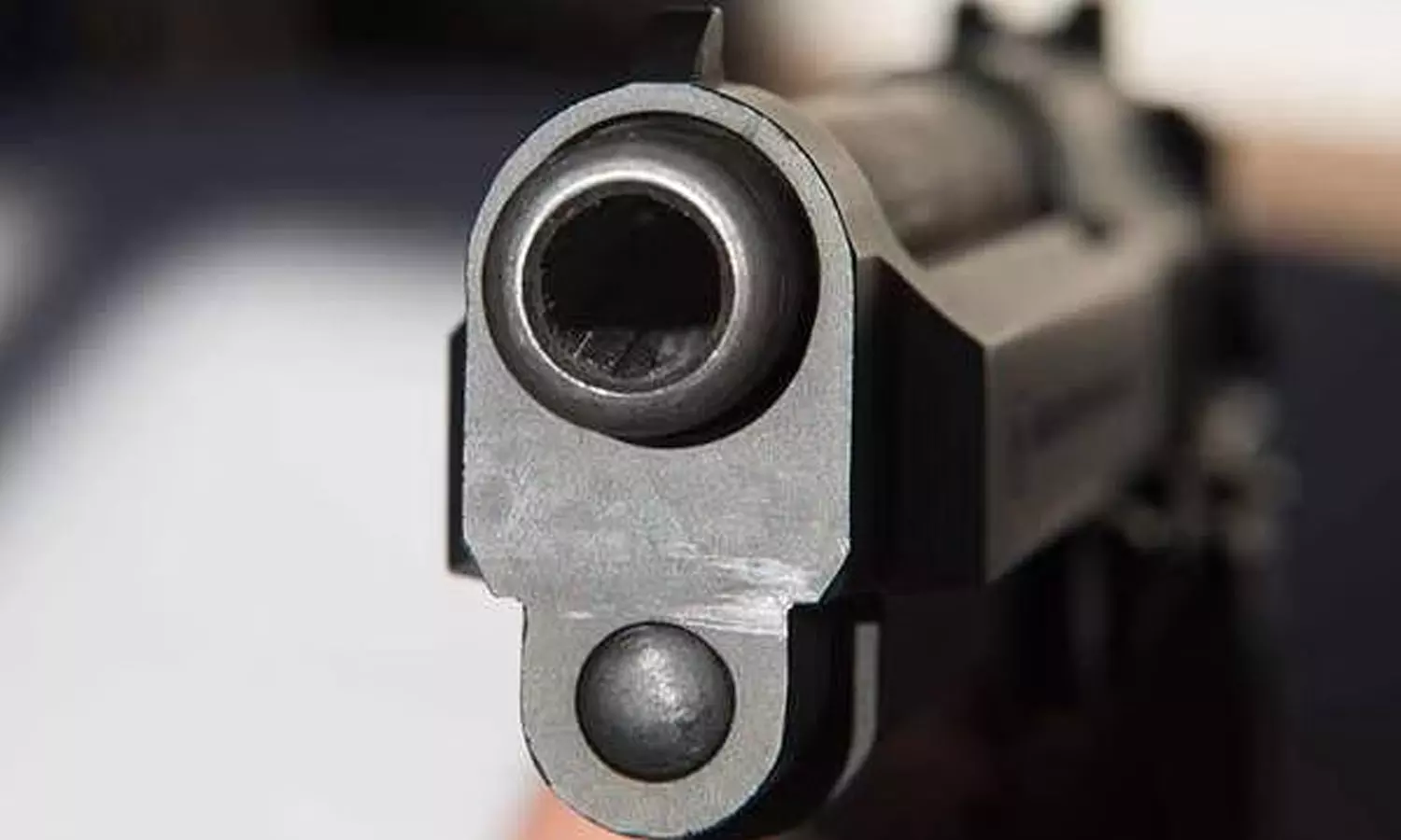 മദ്യലഹരിയിൽ യുവാവ് മാതാവിനെ വെടിവച്ചു കൊന്നു