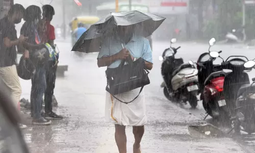 നാല് ജില്ലകളിൽ ഓറഞ്ച് അലേർട്ട്; സംസ്ഥാനത്ത് മഴ ശക്തമാകും, ജാഗ്രതാ നിര്‍ദേശം