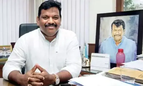 ഗോവയിൽ കോൺഗ്രസ് പിളർപ്പിലേക്ക്; പ്രതിപക്ഷ നേതാവിനെ മാറ്റി