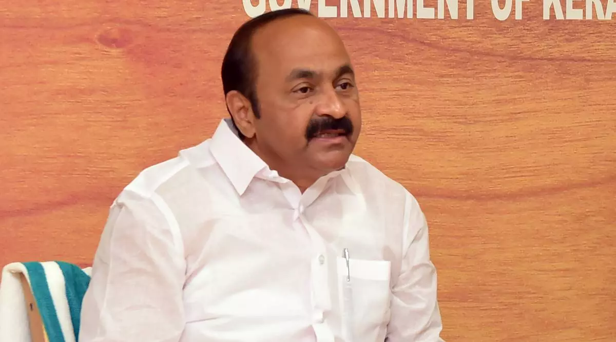 പങ്കെടുത്തത് വിവേകാനന്ദന്റെ ജന്മദിനാഘോഷത്തിൽ, ക്ഷണിച്ചത് വീരേന്ദ്രകുമാർ; ബി.ജെ.പി പുറത്തുവിട്ട ഫോട്ടോ പ്രചരിപ്പിച്ചത് സി.പി.എമ്മെന്ന് വി.ഡി സതീശൻ