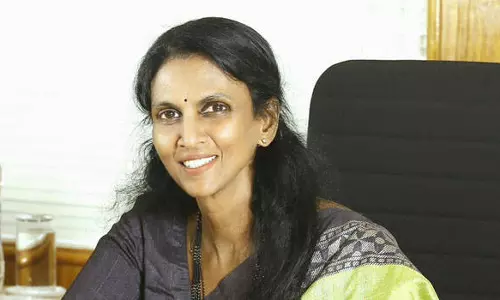 ശ്രീലേഖയുടെ ആരോപണത്തില്‍ വിവാദം കൊഴുക്കുന്നു; പ്രോസിക്യൂഷന്‍ നിയമ  നടപടിക്ക്