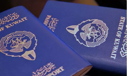 60 വയസ് പിന്നിട്ട് കുവൈത്ത് പാസ്‌പോർട്ട്