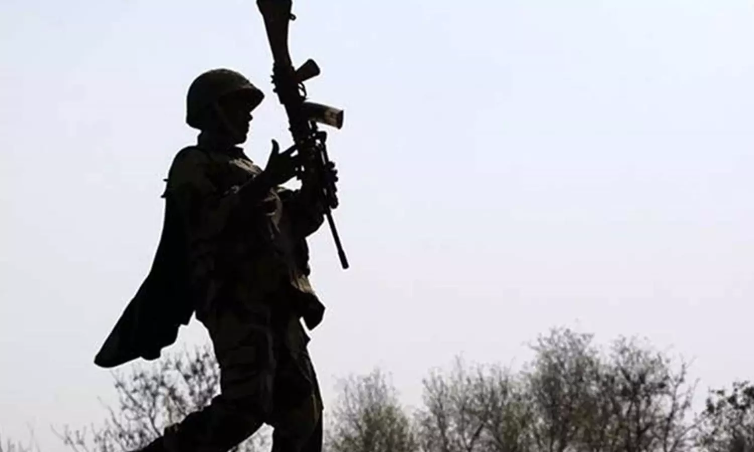 ശ്രീനഗറിൽ പൊലീസും ഭീകരരും തമ്മിലുണ്ടായ ഏറ്റുമുട്ടലിൽ പൊലീസുകാരന് വീരമൃത്യു ശ്രീനഗറിൽ പൊലീസും ഭീകരരും തമ്മിലുണ്ടായ ഏറ്റുമുട്ടലിൽ പൊലീസുകാരന് വീരമൃത്യു