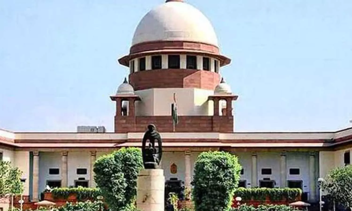 ബുൾഡോസർ ഉപയോഗിച്ചുള്ള പൊളിക്കൽ  നിർത്തണമെന്ന് എങ്ങനെ ഉത്തരവിടാനാകും ?ചോദ്യവുമായി സുപ്രിംകോടതി