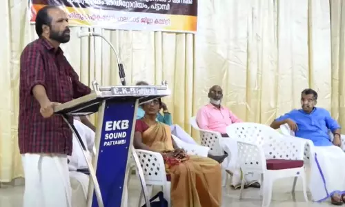 ആർ.എസ്.എസ് വേദിയിൽ പങ്കെടുത്തെന്ന വിവാദത്തിൽ സി.പി.ഐ സാംസ്കാരിക സംഘടനാ സെക്രട്ടറിയും ആർ.എസ്.എസ് വേദിയിൽ പങ്കെടുത്തെന്ന വിവാദത്തിൽ സി.പി.ഐ സാംസ്കാരിക സംഘടനാ സെക്രട്ടറിയും