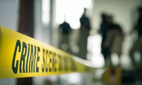 അവിഹിത ബന്ധം എതിര്‍ത്തു; ഭര്‍ത്താവ് ഭാര്യയെ കൊന്ന് ഇലക്ട്രിക് ടവറില്‍ കെട്ടിത്തൂക്കി