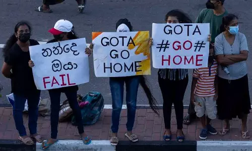 ഗോത ഗോ ഹോം; ശ്രീലങ്കൻ പ്രസിഡന്റിനെ തിരിച്ചയക്കണമെന്നാവശ്യപ്പെട്ട് മാലിദ്വീപിലും പ്രതിഷേധ ശക്തം