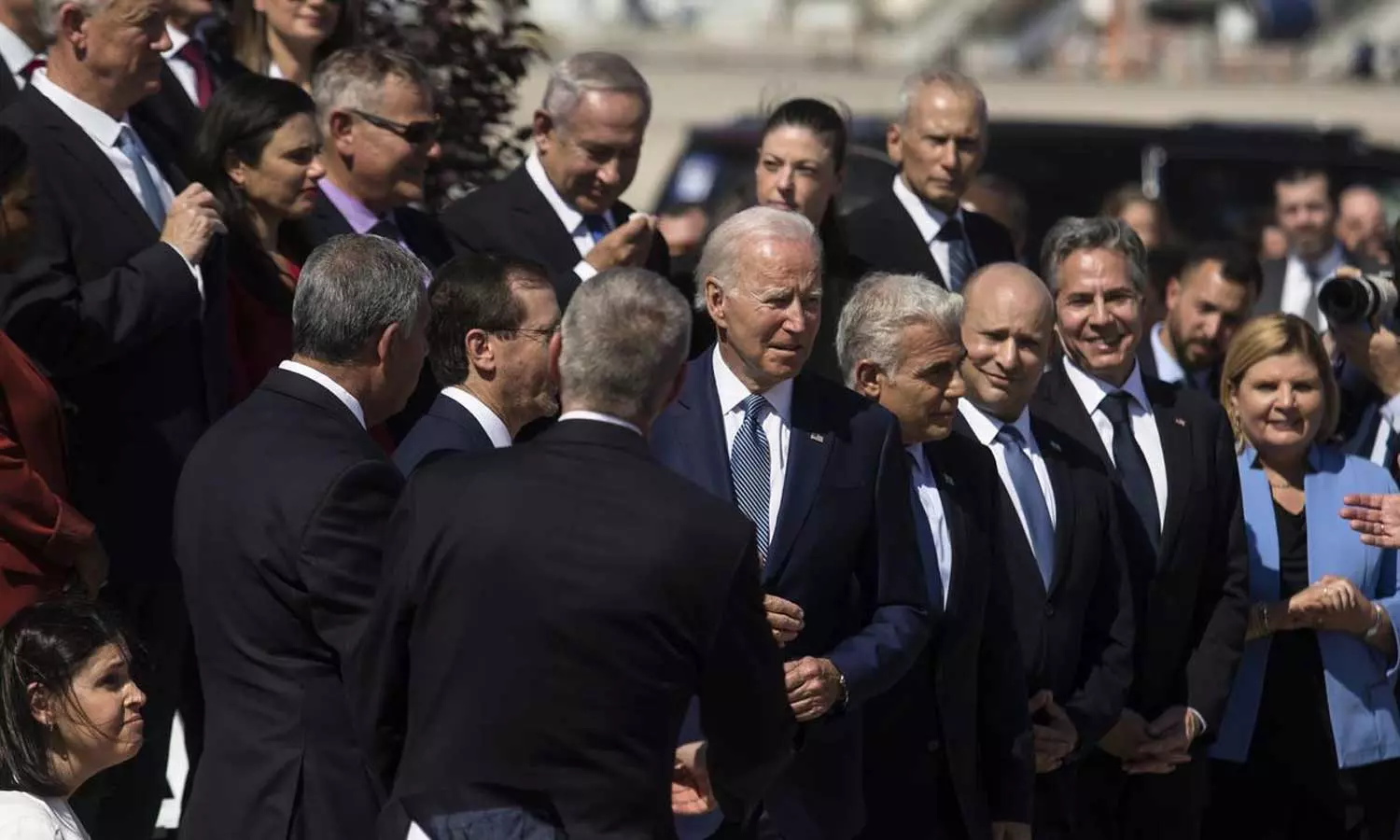 യുഎസ് പ്രസിഡന്റ് ജോ ബൈഡൻ ഇസ്രായേലിൽ; ഫലസ്തീൻ, ഇസ്രായേൽ നേതാക്കളുമായി ചർച്ച നടത്തും യുഎസ് പ്രസിഡന്റ് ജോ ബൈഡൻ ഇസ്രായേലിൽ; ഫലസ്തീൻ, ഇസ്രായേൽ നേതാക്കളുമായി ചർച്ച നടത്തും