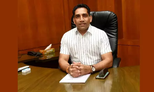 താജ്മഹൽ നിർമിക്കാൻ ക്വട്ടേഷൻ ക്ഷണിച്ചിട്ടില്ല; കലാ അക്കാദമി നിർമാണത്തെ ന്യായീകരിക്കാൻ വിചിത്രവാദവുമായി ഗോവ മന്ത്രി