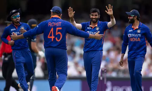 രണ്ടാം ഏകദിനം: ഇന്ത്യക്ക് ബൗളിങ്, കോഹ്‌ലി ടീമിൽ, ടീം മാറ്റാതെ ഇംഗ്ലണ്ട്