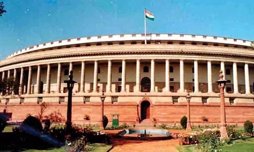 പാർലമെന്‍റിന്‍റെ വർഷകാല സമ്മേളനം പ്രതിപക്ഷ പ്രതിഷേധത്താൽ പ്രക്ഷുബ്ധമാകും