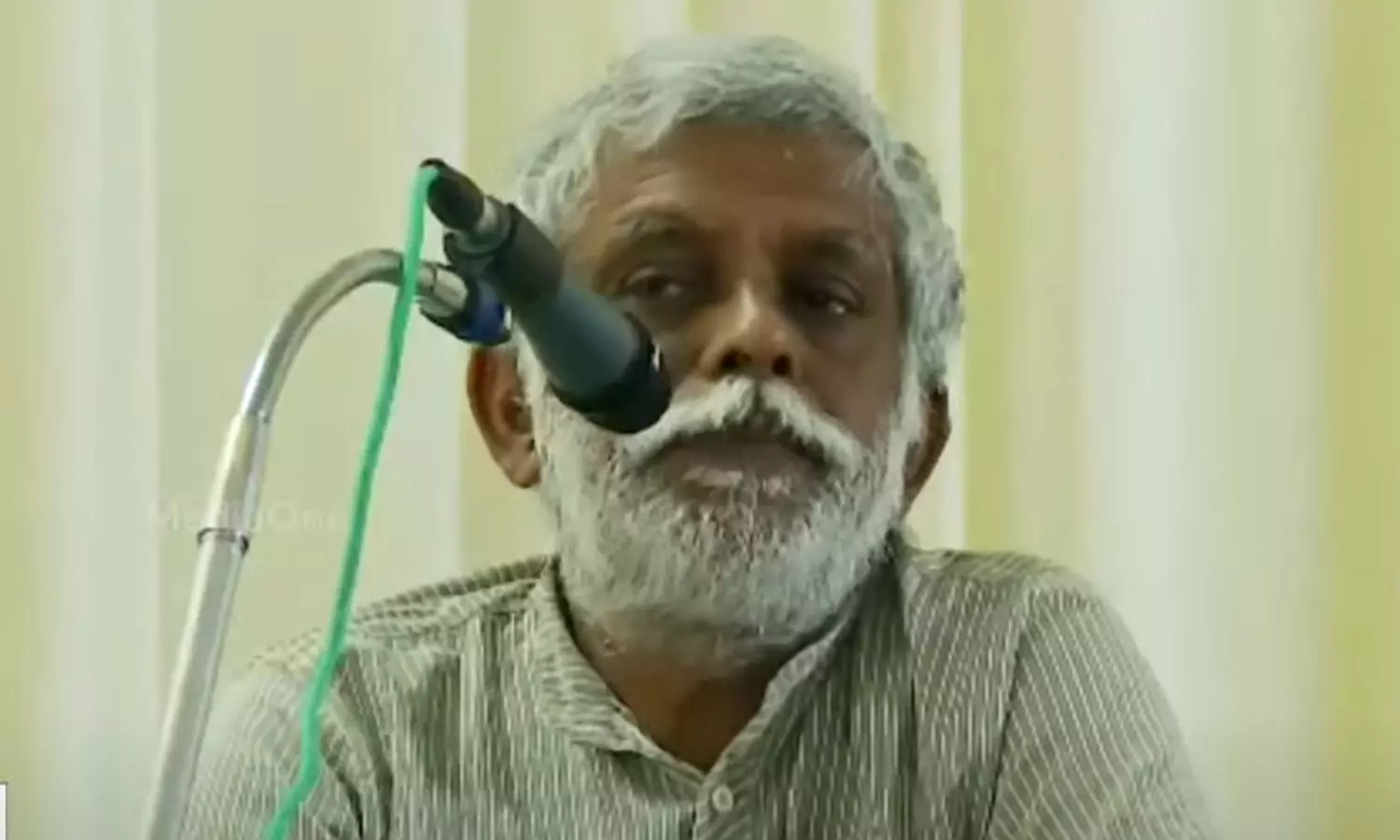 സാഹിത്യകാരൻ സിവിക് ചന്ദ്രനെതിരെ ലൈംഗികാതിക്രമത്തിന് കേസ് സാഹിത്യകാരൻ സിവിക് ചന്ദ്രനെതിരെ ലൈംഗികാതിക്രമത്തിന് കേസ്