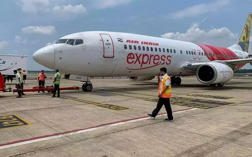 തീ കത്തിയ മണത്തെ തുടര്‍ന്ന് മസ്‌ക്കറ്റിലിറക്കിയ   വിമാനം യാത്രക്കാരുമായി ദുബൈയിലെത്തി