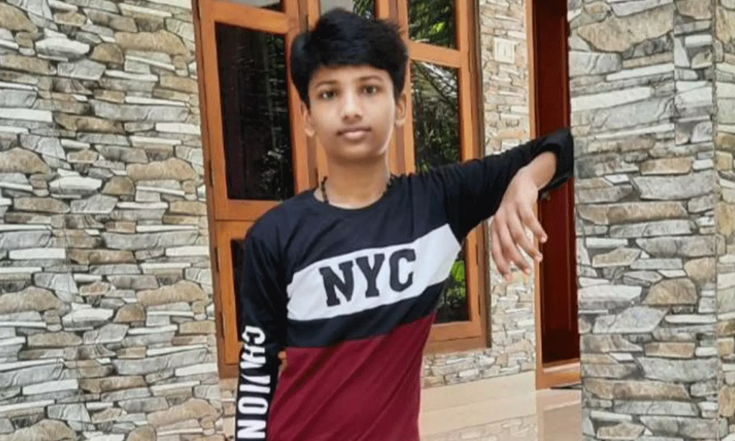 പത്താം ക്ലാസുകാരൻ ഹൃദയാഘാതത്തെ തുടർന്ന് മരിച്ചു