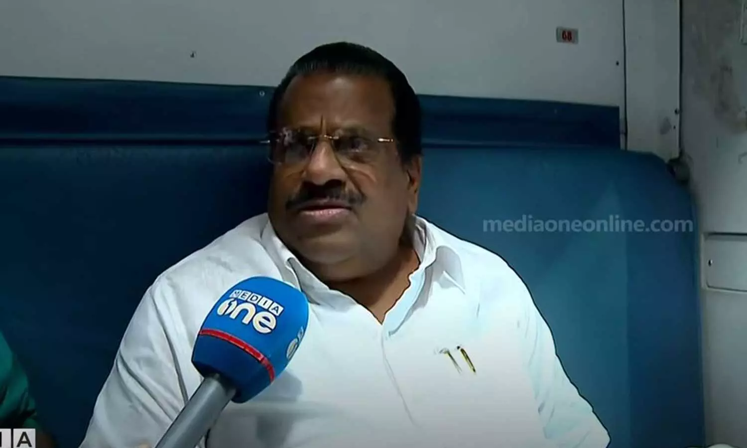 ഇൻഡിഗോ മാത്രമല്ല രാജ്യത്തുള്ളത്; ട്രെയിനിൽ ഇ.പി ജയരാജന്റെ കണ്ണൂർയാത്ര