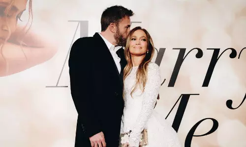 2002-ൽ നിശ്ചയം, 20 വർഷത്തിനു ശേഷം വിവാഹം; ഹോളിവുഡിന് ആഘോഷമായി ജെന്നിഫർ ലോപസ് - ബെൻ അഫ്ലക്ക് മിന്നുകെട്ട്