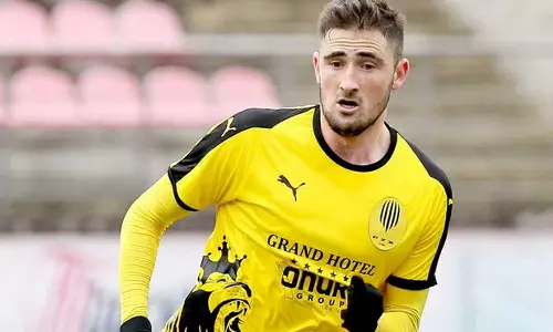 യുക്രൈൻ യുവതാരത്തെ ടീമിലെത്തിച്ച് മഞ്ഞപ്പട; ഇവാൻ കലിയൂഷ്നി ബ്ലാസ്റ്റേഴ്സിൽ യുക്രൈൻ യുവതാരത്തെ ടീമിലെത്തിച്ച് മഞ്ഞപ്പട; ഇവാൻ കലിയൂഷ്നി ബ്ലാസ്റ്റേഴ്സിൽ