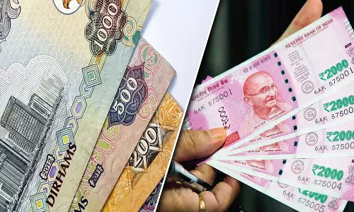 കൂപ്പ് കുത്തി വീണ്ടും ഇന്ത്യൻ രൂപ; ഗൾഫ് കറൻസികൾ റെക്കോർഡ് നിരക്കിൽ കൂപ്പ് കുത്തി വീണ്ടും ഇന്ത്യൻ രൂപ; ഗൾഫ് കറൻസികൾ റെക്കോർഡ് നിരക്കിൽ