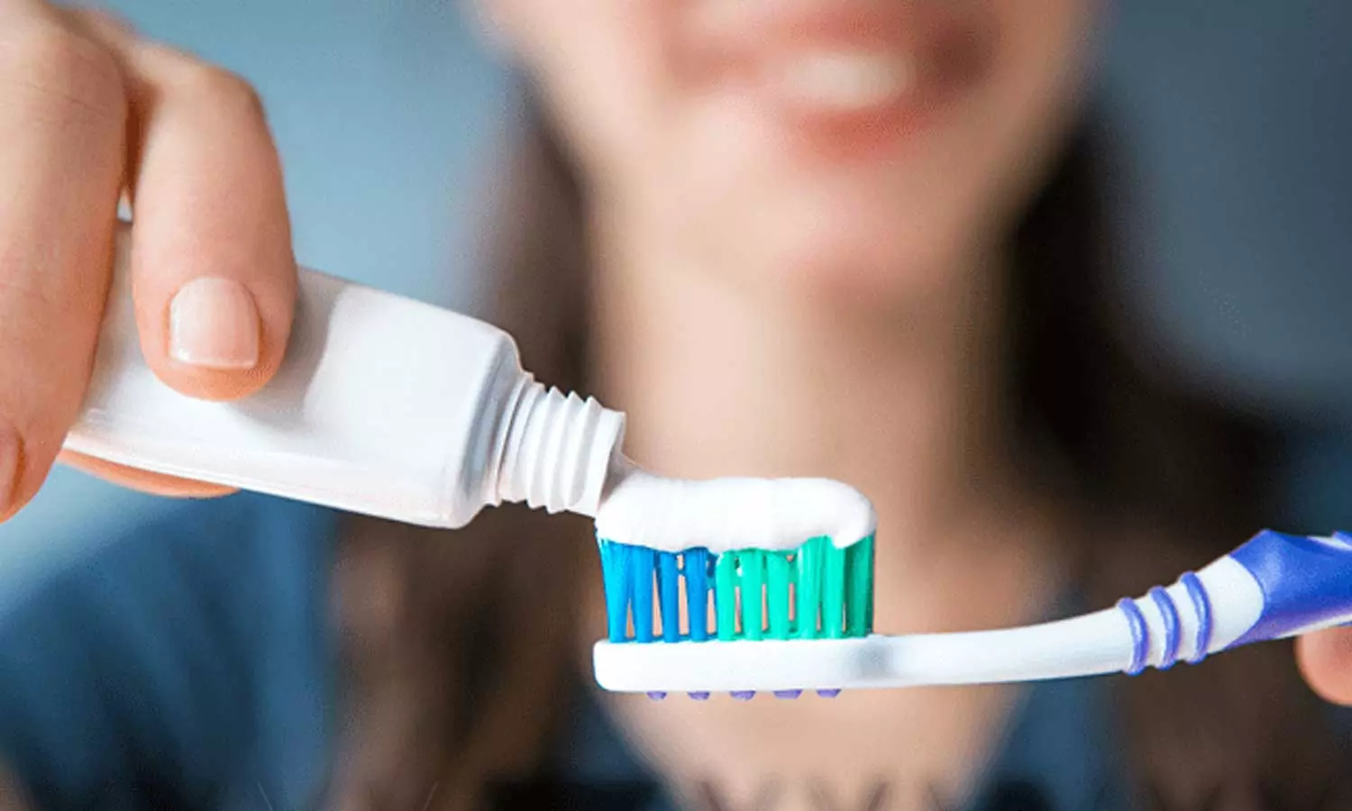 ഇനി ബ്രഷും പേസ്റ്റും വേണ്ട... പല്ല് വൃത്തിയാക്കാൻ മൈക്രോബോട്ടുകൾ