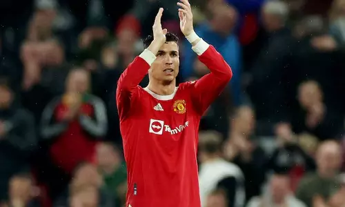 പ്രീസീസണിൽ മിന്നും ജയങ്ങൾ സ്വന്തമാക്കുമ്പോഴും യുണൈറ്റഡ് ആരാധകർ ഹാപ്പിയല്ല...