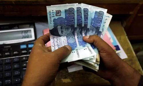 പാക്കിസ്ഥാൻ രൂപയും താഴേക്ക്; യു.എ.ഇ   ദിർഹത്തിനെതിരെ ഏറ്റവും താഴ്ന്ന നിലയിൽ