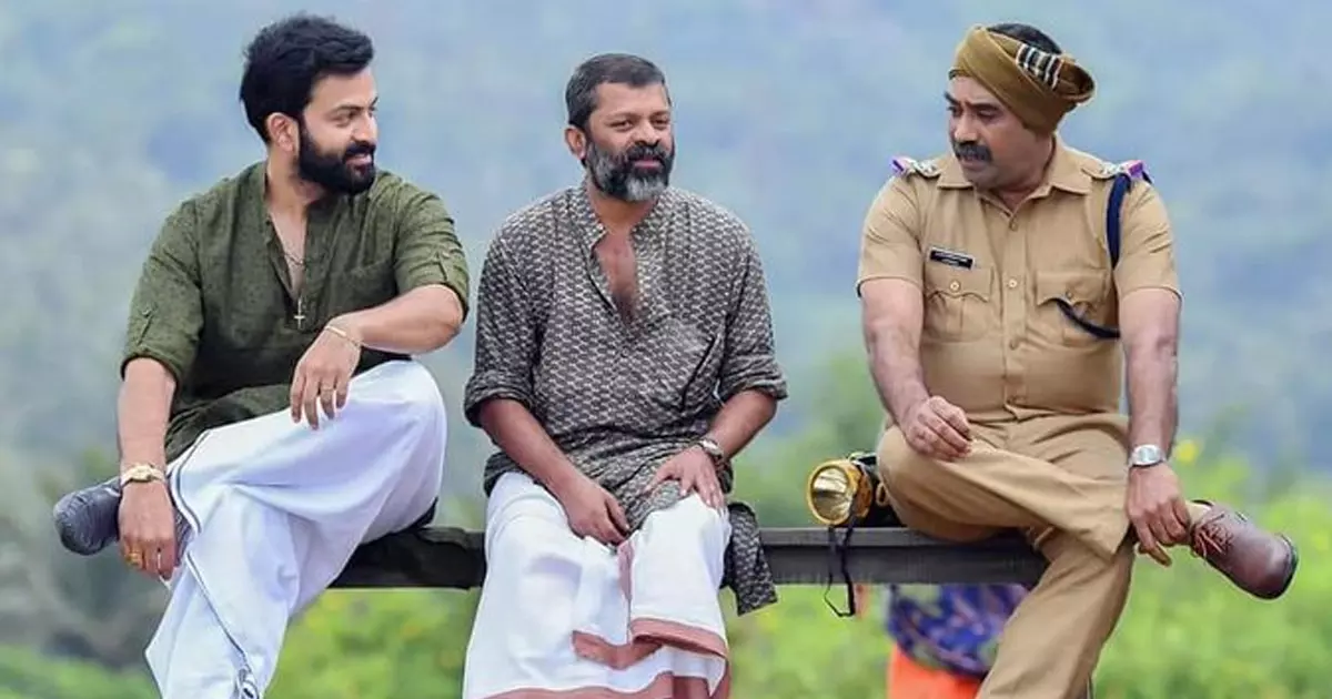 മികച്ച സംവിധായകനായി സച്ചി; മരിക്കാത്ത ഓർമകളിൽ കേരളം മികച്ച സംവിധായകനായി സച്ചി; മരിക്കാത്ത ഓർമകളിൽ കേരളം