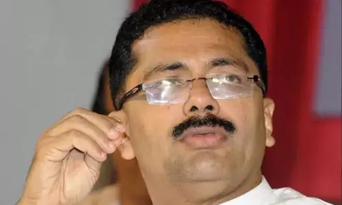 ജലീൽ  പ്രോട്ടോകോൾ ലംഘനം നടത്തിയെന്ന് നിയമ വിദഗ്ധർ; വെട്ടിലായി സി.പി.എം