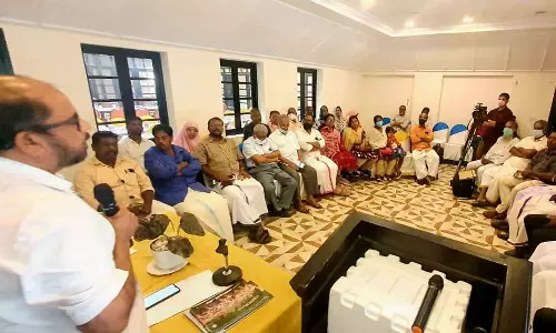 വംശീയകാലത്ത് സാമൂഹ്യനീതിയുടെ കാവലാളാവുക: ഹമീദ് വാണിയമ്പലം വംശീയകാലത്ത് സാമൂഹ്യനീതിയുടെ കാവലാളാവുക: ഹമീദ് വാണിയമ്പലം