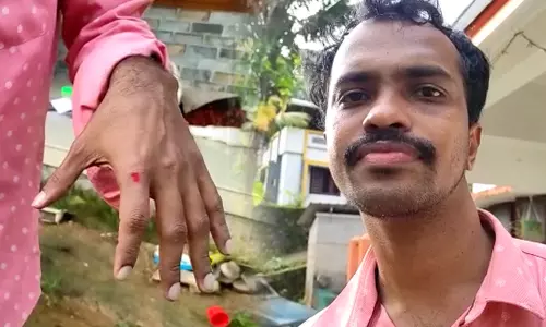 വീട്ടു നടയിൽ മൂത്രം ഒഴിച്ചത് ചോദ്യം ചെയ്തതിന് റെയില്‍വേ ജീവനക്കാരന് പൊലീസ് മര്‍ദനം