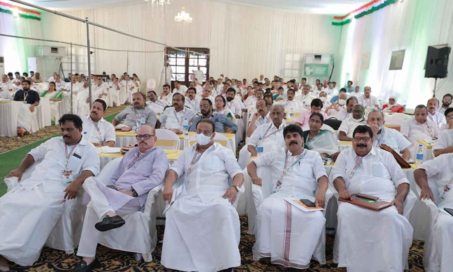 യുഡിഎഫ് വിപുലീകരിക്കണമെന്ന് കോൺഗ്രസ് ചിന്തൻ ശിബിരിൽ രാഷ്ട്രീയപ്രമേയം