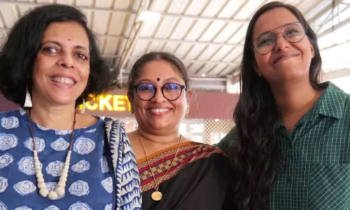 ടൈറ്റിലിൽ ഡബ്ല്യു.സി.സിക്കു നന്ദി... രാഷ്ട്രീയ സിനിമയെടുക്കുന്നതിനേക്കാൾ ധൈര്യം വേണമതിന്: ഇന്ദുവിനെ അഭിനന്ദിച്ച് കെ.ആർ മീര