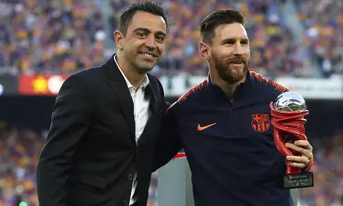 മെസി ബാഴ്‌സയിലേക്ക് തിരിച്ചുവരുമോ? സാവിയുടെ മറുപടി