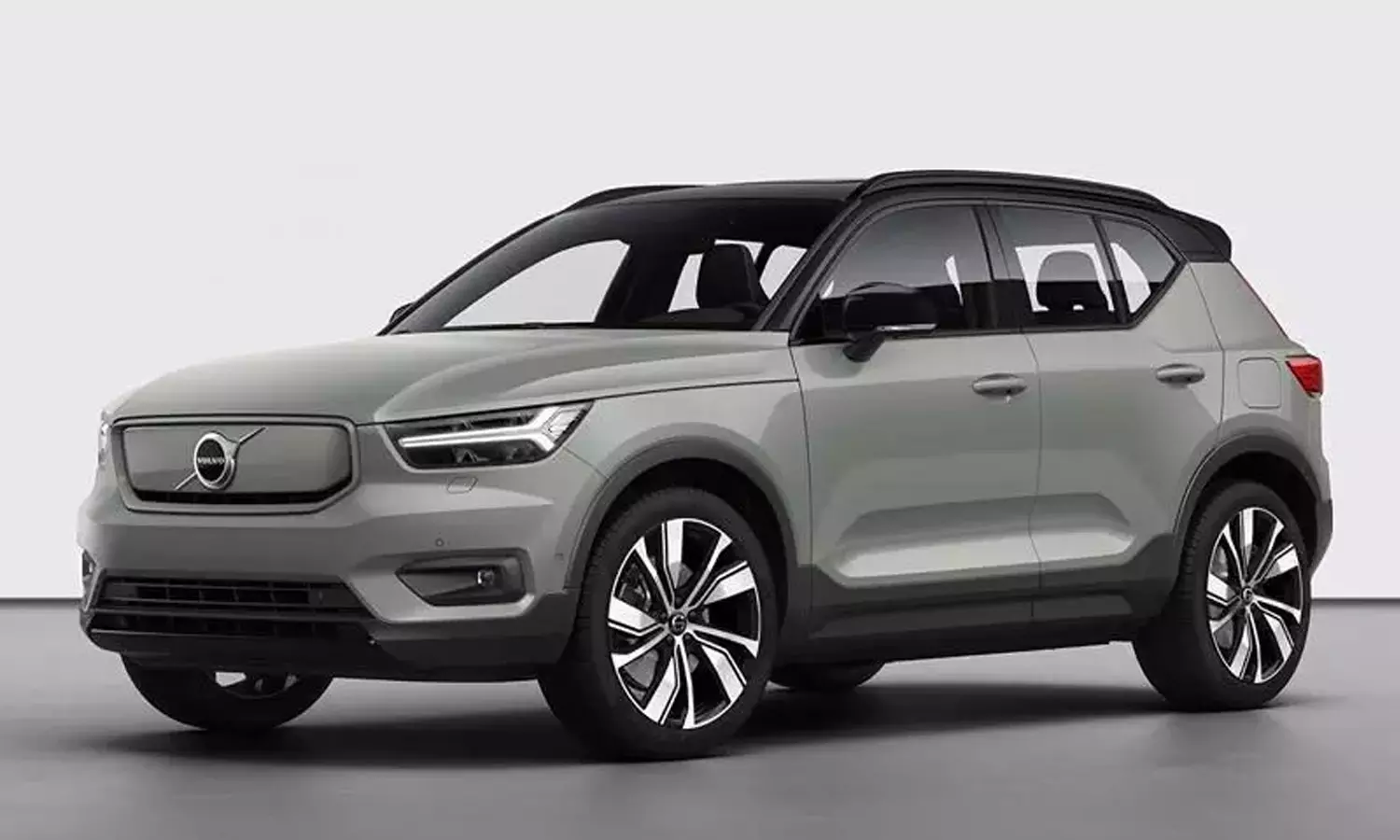 വെറും രണ്ട് മണിക്കൂർ; ചൂടപ്പം പോലെ വിറ്റുതീർന്ന് രാജ്യത്തെ ഏറ്റവും വിലകുറഞ്ഞ ആഡംബര ഇവി