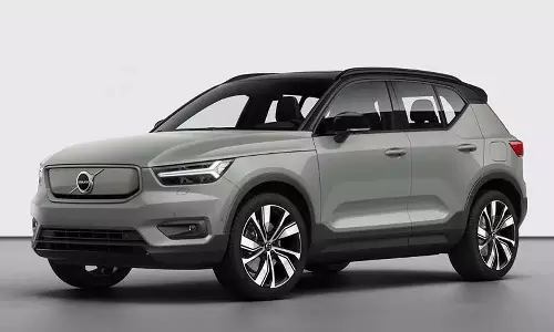 വെറും രണ്ട് മണിക്കൂർ; ചൂടപ്പം പോലെ വിറ്റുതീർന്ന് രാജ്യത്തെ ഏറ്റവും വിലകുറഞ്ഞ ആഡംബര ഇവി