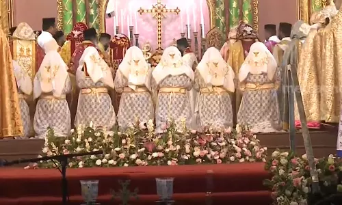 മലങ്കര ഓർത്തഡോക്സ് സഭയിൽ ഏഴ് പുതിയ മെത്രാപൊലീത്തമാരെ ഇന്ന് വാഴിക്കും മലങ്കര ഓർത്തഡോക്സ് സഭയിൽ ഏഴ് പുതിയ മെത്രാപൊലീത്തമാരെ ഇന്ന് വാഴിക്കും