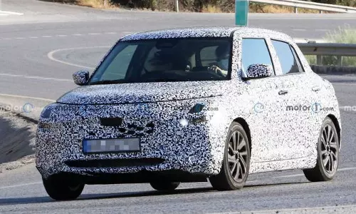 ഡിസൈനിൽ വലിയ മാറ്റങ്ങൾ; ടെസ്റ്റിങിനിടയിൽ പുത്തൻ തലമുറ സ്വിഫ്റ്റിന്റെ ചിത്രങ്ങൾ പുറത്ത്‌