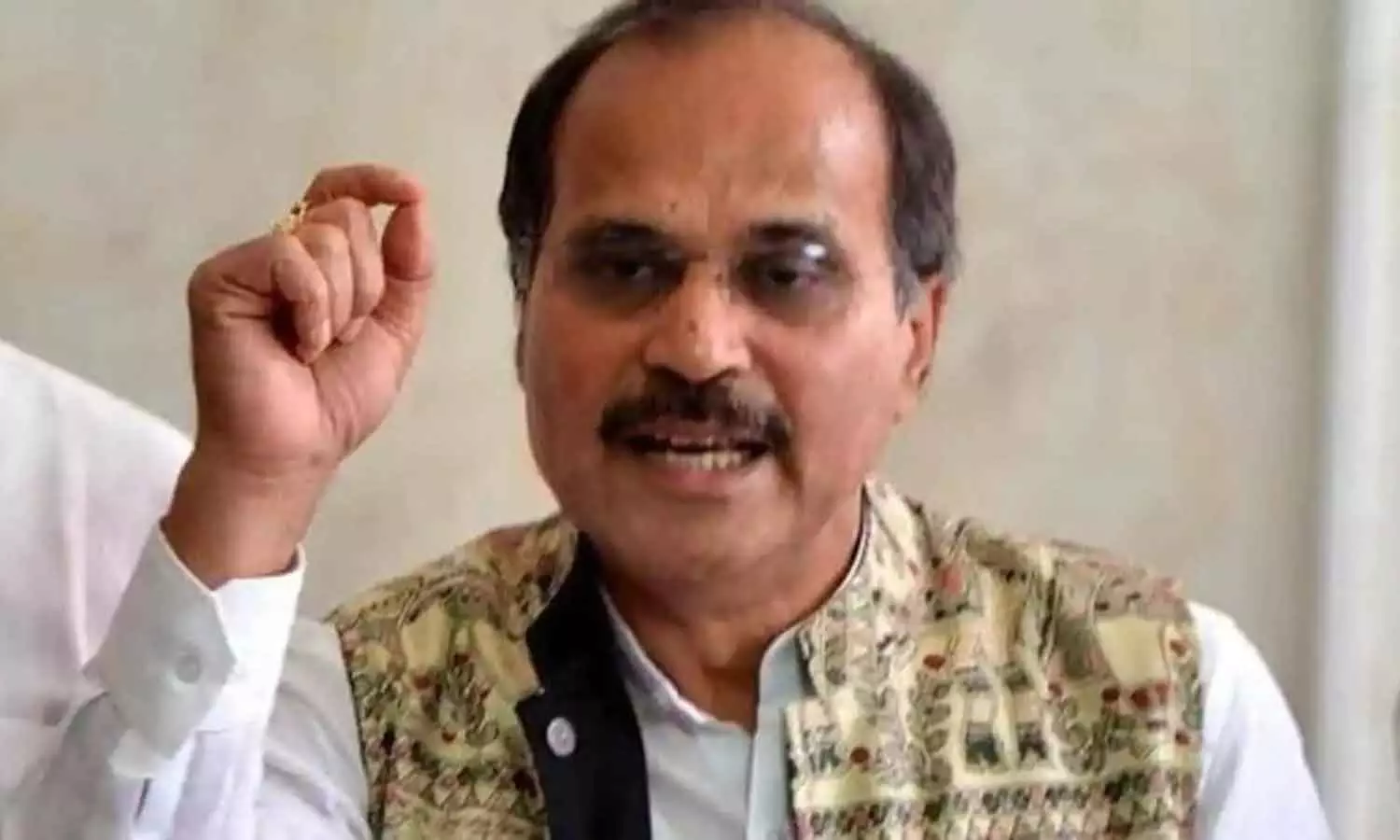 രാഷ്ട്രപത്നി പരാമർശം; മാപ്പുപറഞ്ഞ് അധിർ രഞ്ജൻ ചൗധരി രാഷ്ട്രപതിക്ക് കത്തയച്ചു രാഷ്ട്രപത്നി പരാമർശം; മാപ്പുപറഞ്ഞ് അധിർ രഞ്ജൻ ചൗധരി രാഷ്ട്രപതിക്ക് കത്തയച്ചു