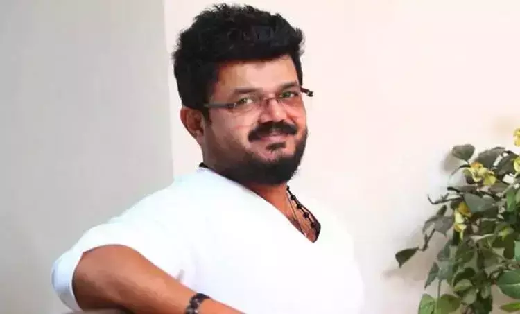 മഹാവീര്യര്‍ ഇഷ്ടപ്പെടാന്‍ പ്രത്യേകിച്ച് വലിയ ബുദ്ധിയൊന്നും വേണമെന്നില്ല; പ്രശംസയുമായി നാദിര്‍ഷ