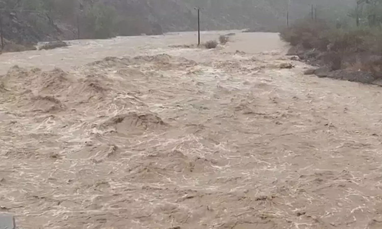 യു.എ.ഇയിലെ മഴക്കെടുതിയിൽ മരിച്ച ഏഴുപേരിൽ ഇന്ത്യക്കാരില്ലെന്ന് കോൺസുലേറ്റ്